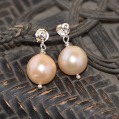 Pink Freshwater Pearl on Silver Stud Earring