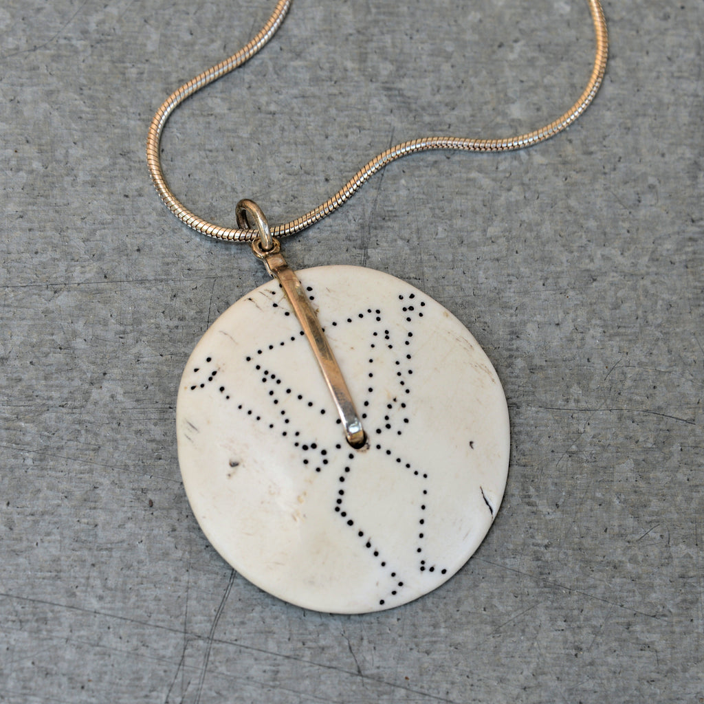 Conch Shell with Stick Figure Pendant Necklace (off-white)