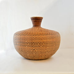Nan Weave Vase (Star pattern)